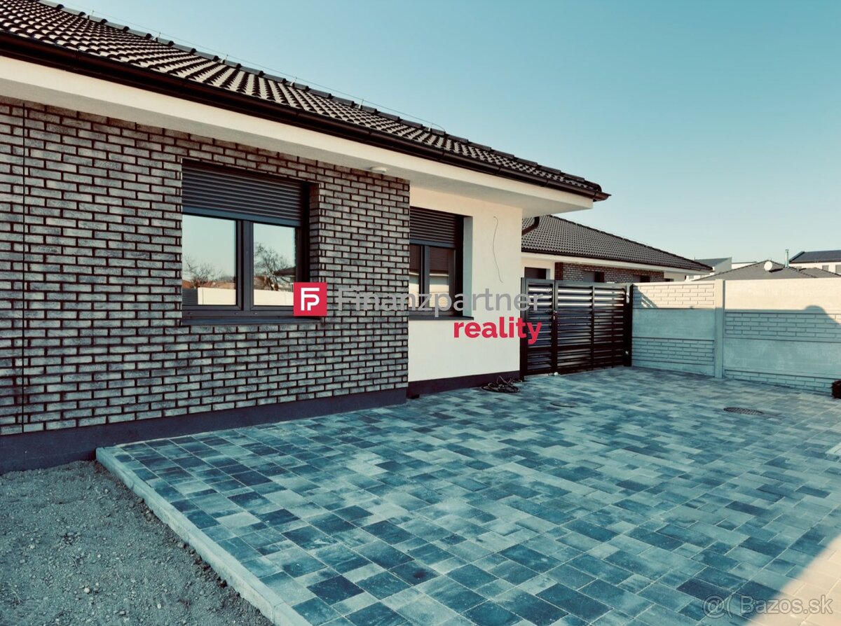 Nehnuteľnosť Veľké Blahovo - NA PREDAJ LUXUSNÁ 4-IZBOVÁ NOVO
