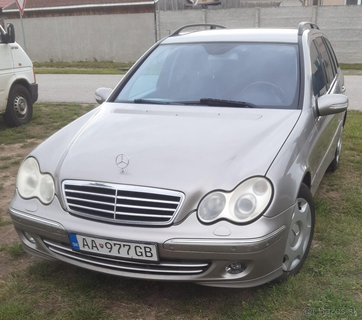 Mercedes Benz C220 r.v.2004 2999€