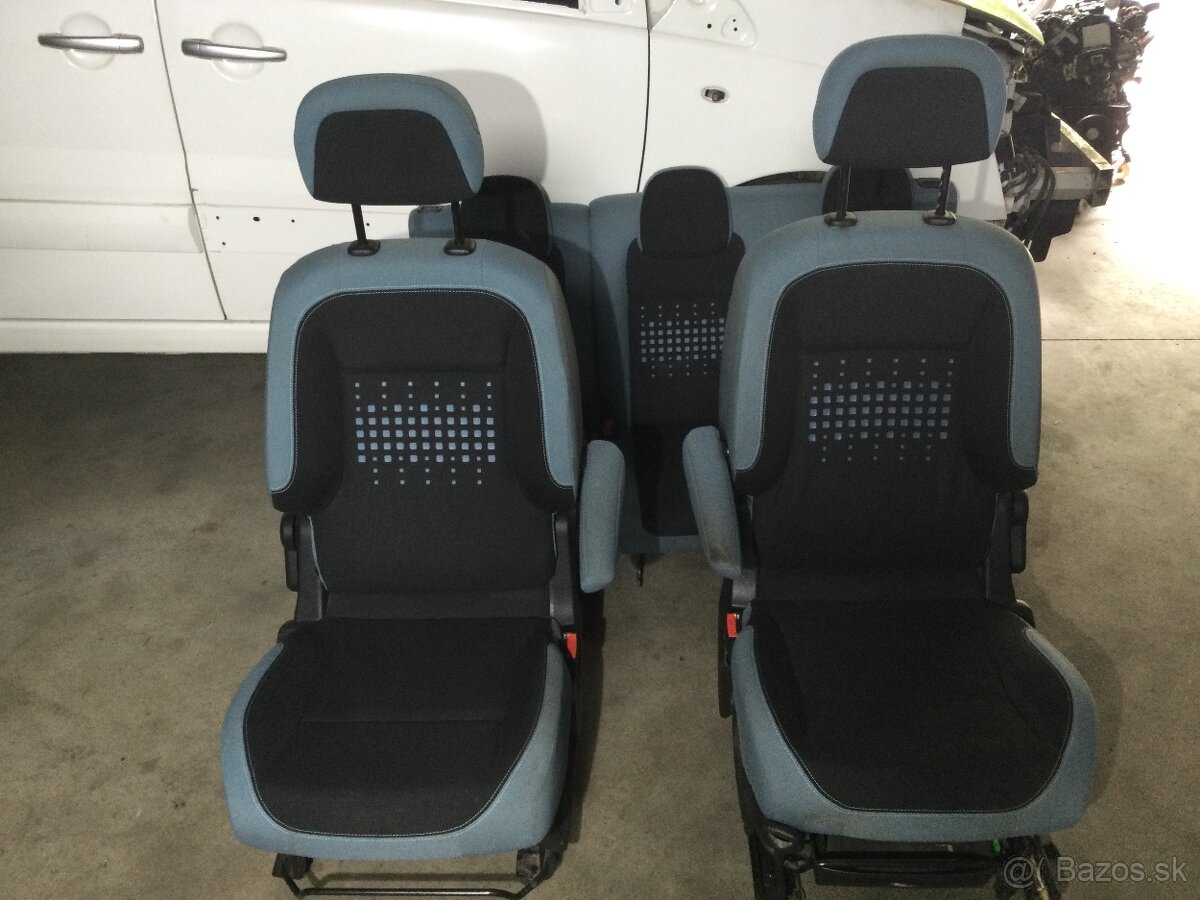 Citroen Berlingo - sada sedadel. Model 2014