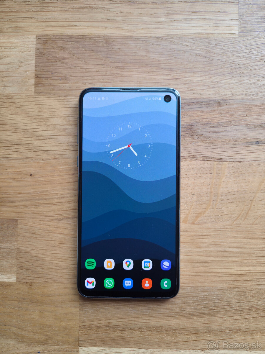 Samsung S10e zelený, 128 GB