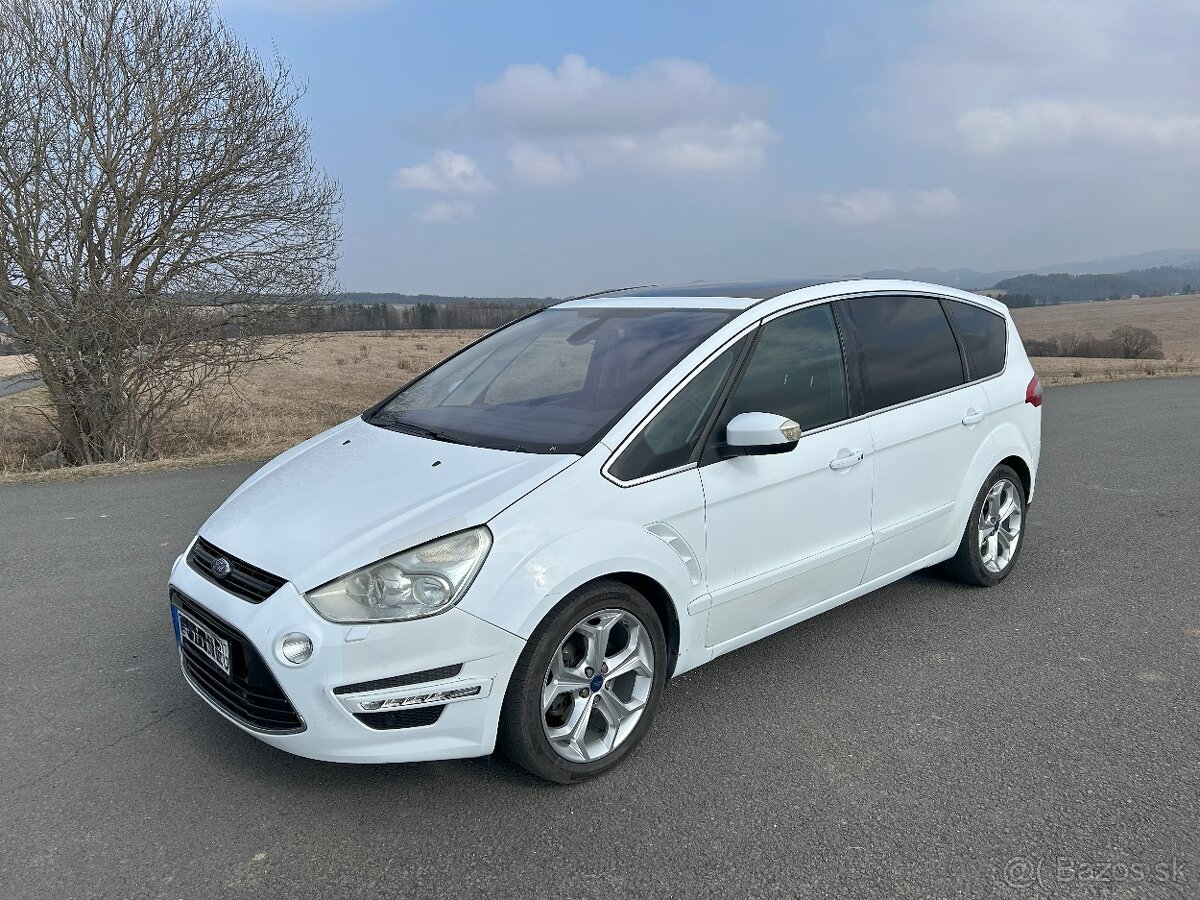 Ford S-Max 2.0 TDCi DPF 163k Titanium- výbava Individual