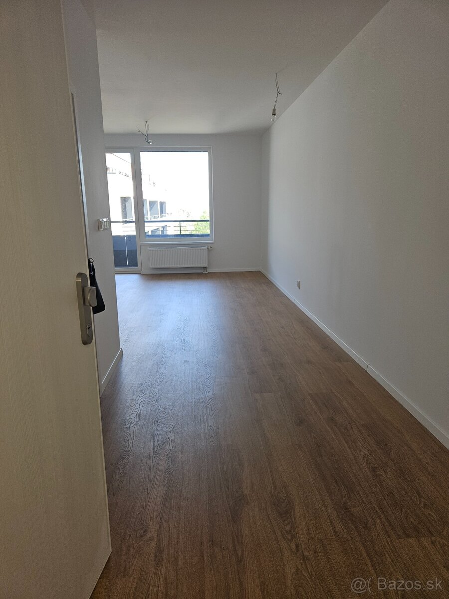 1-izbový byt s loggiou a garážovým státím – Popradská, Košic