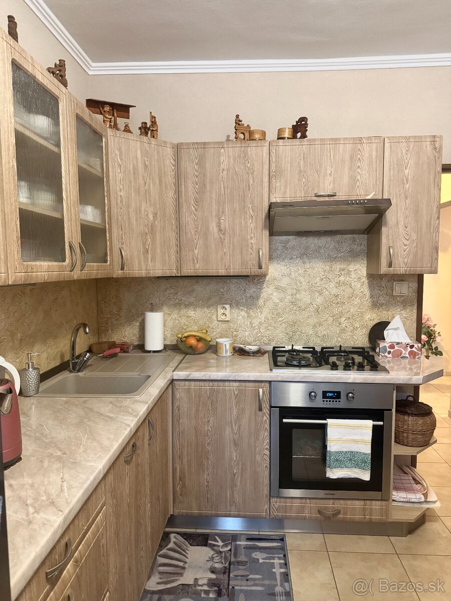 Predaj - Veľký 3I Byt  - Šípok - Partizánske