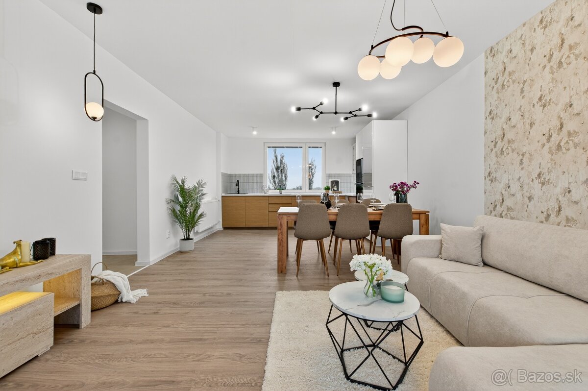 NA PREDAJ ŠTÝLOVÝ 3-IZBOVÝ BYT, KOMPLETNÁ REK., PETRŽALKA