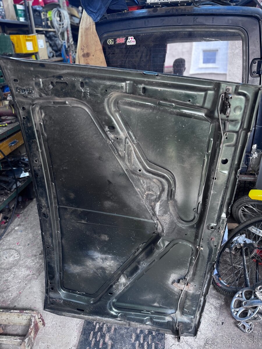 Jeep cherokee xj kapota