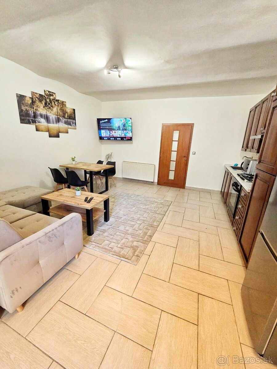 Na Predaj trojizbový mezonet v obci Vrbov