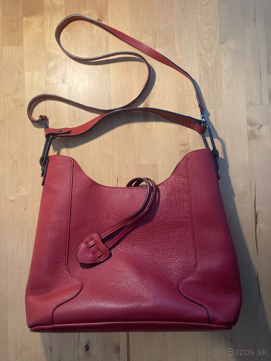 Damska kabelka kozena cervena