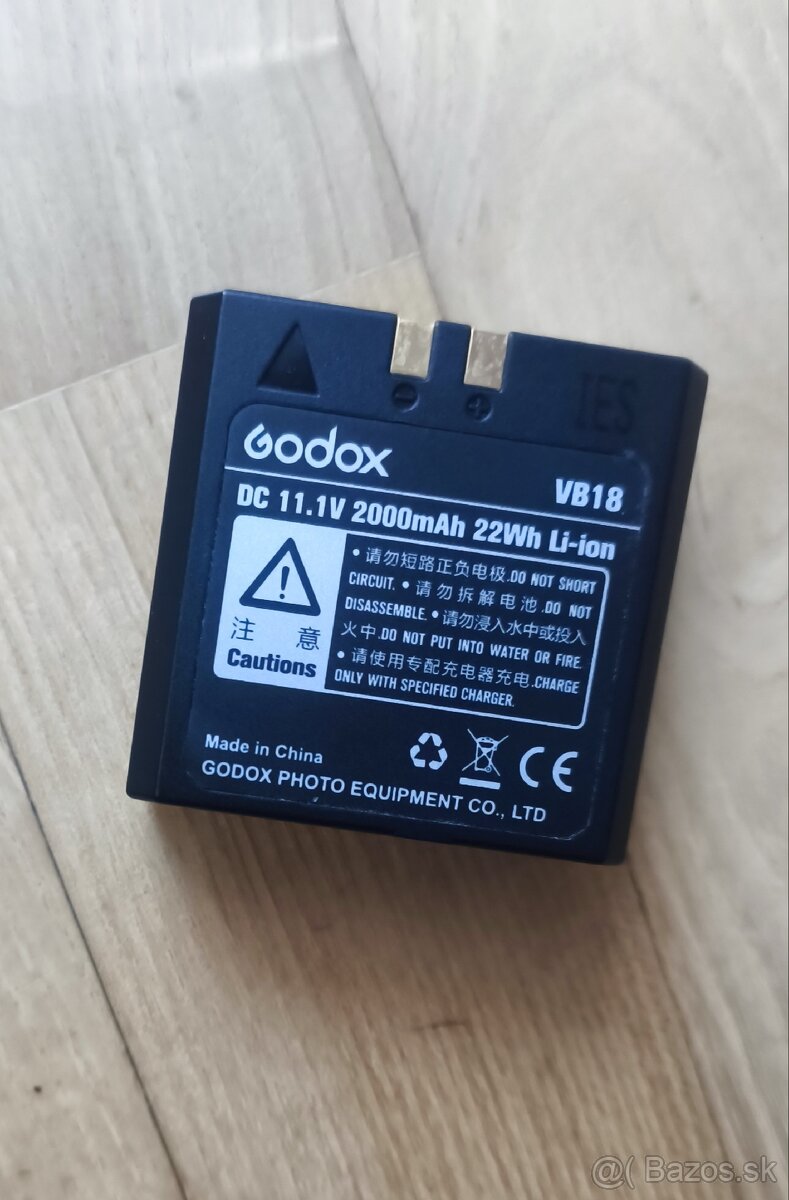 originál batéria Godox VB18