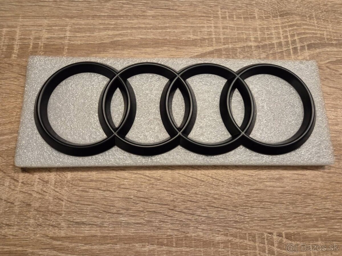 PREDNY ZNAK KRUHY AUDI OOOO