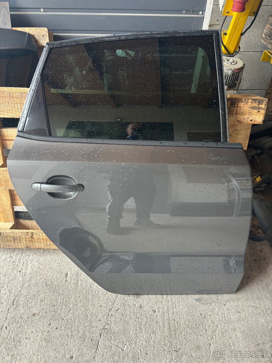 Vw polo 6R kufor dvere naraznik