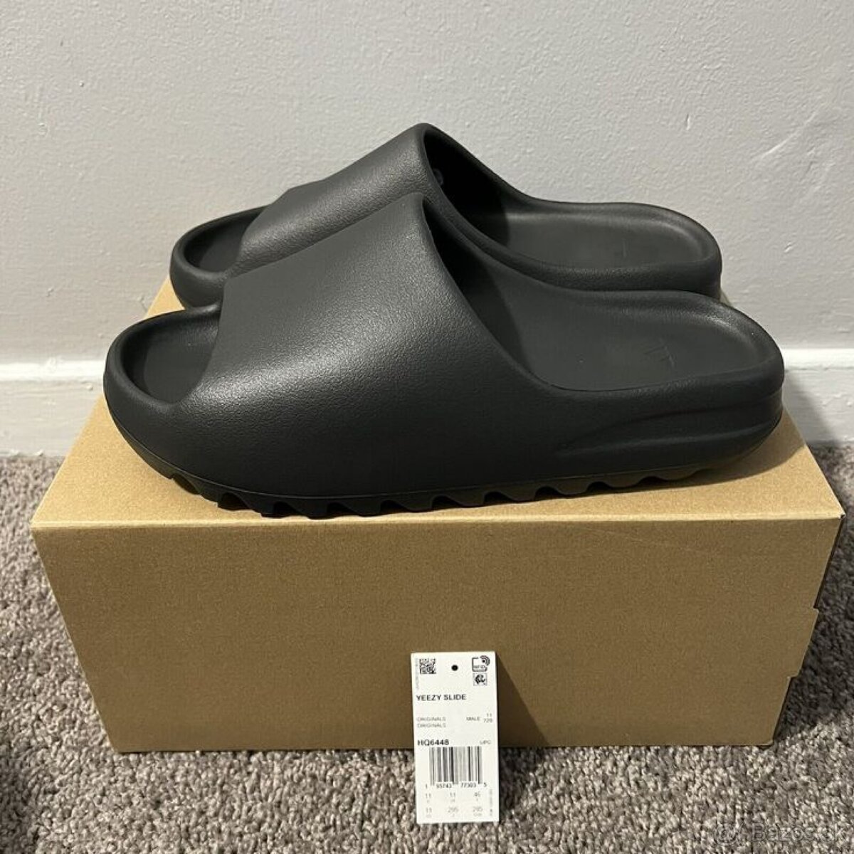 Adidas Yeezy Slides Dark Onyx