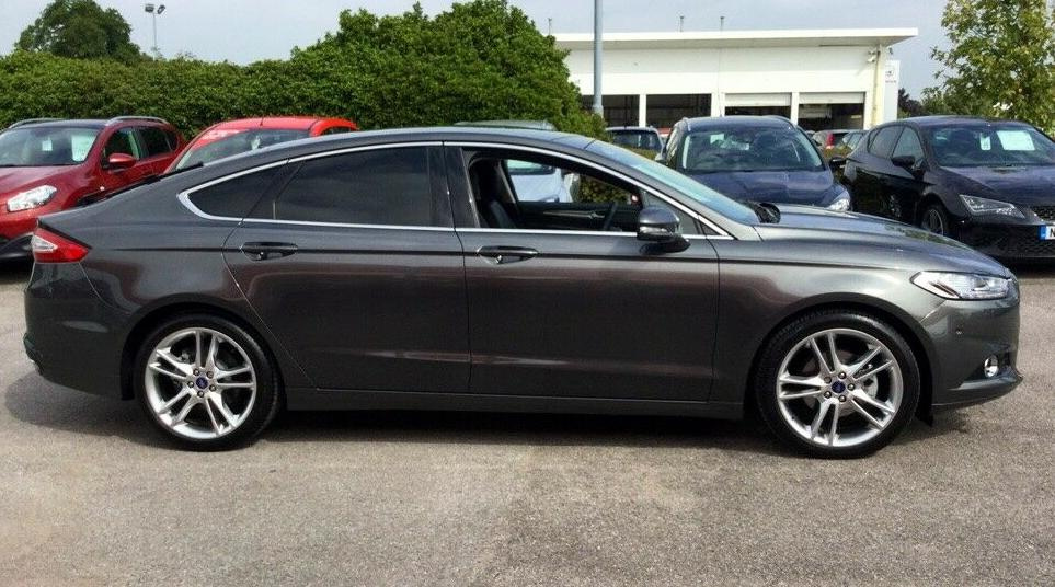 Strešný nosič FORD Mondeo Mk5 HATCHBACK - KOMBI