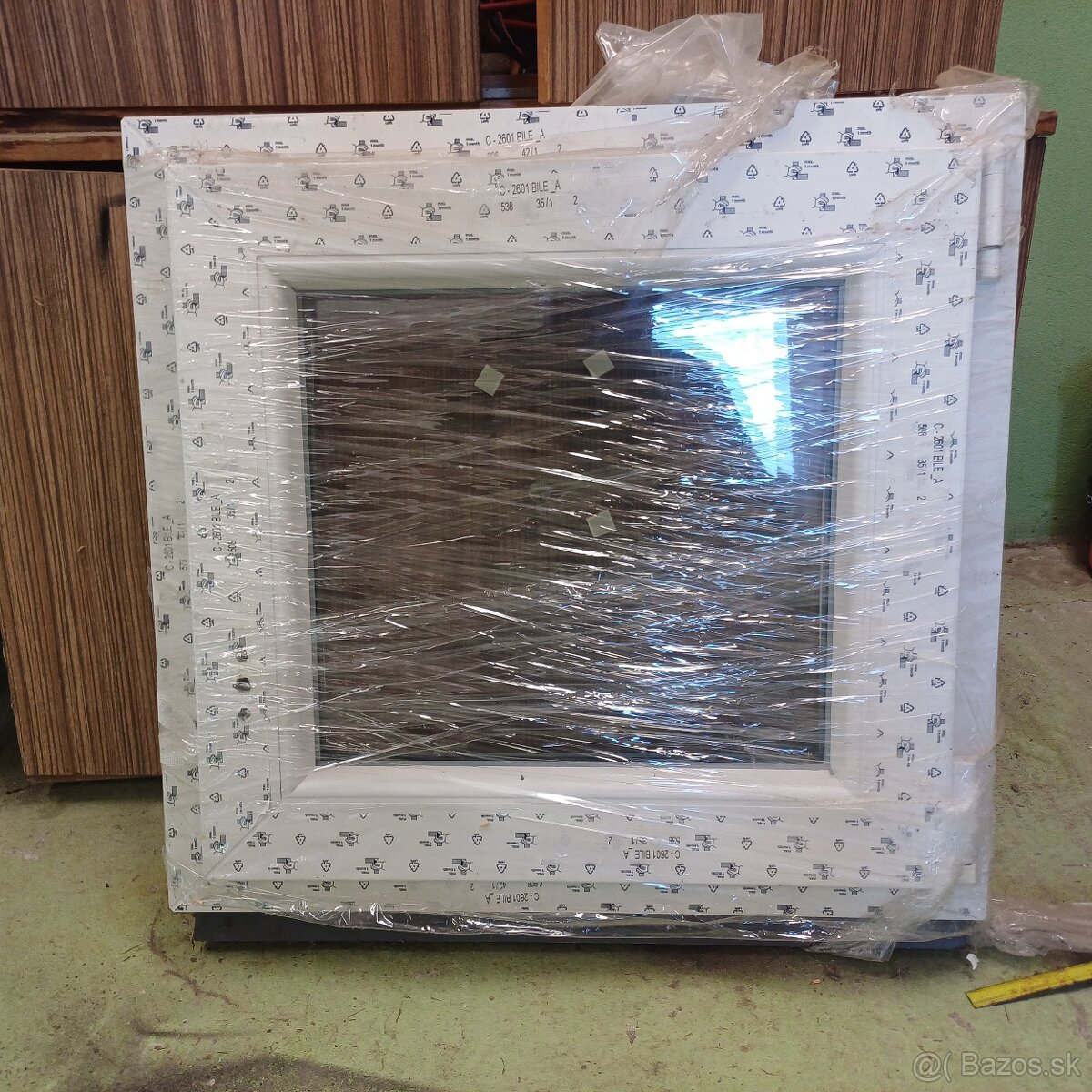 Plastove okno 60x60