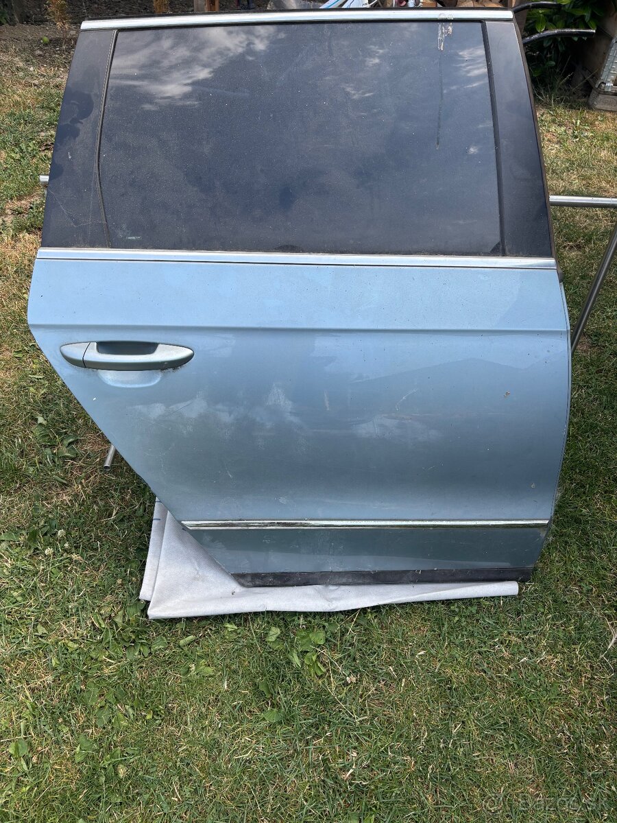 Práve zadné dvere passat b6
