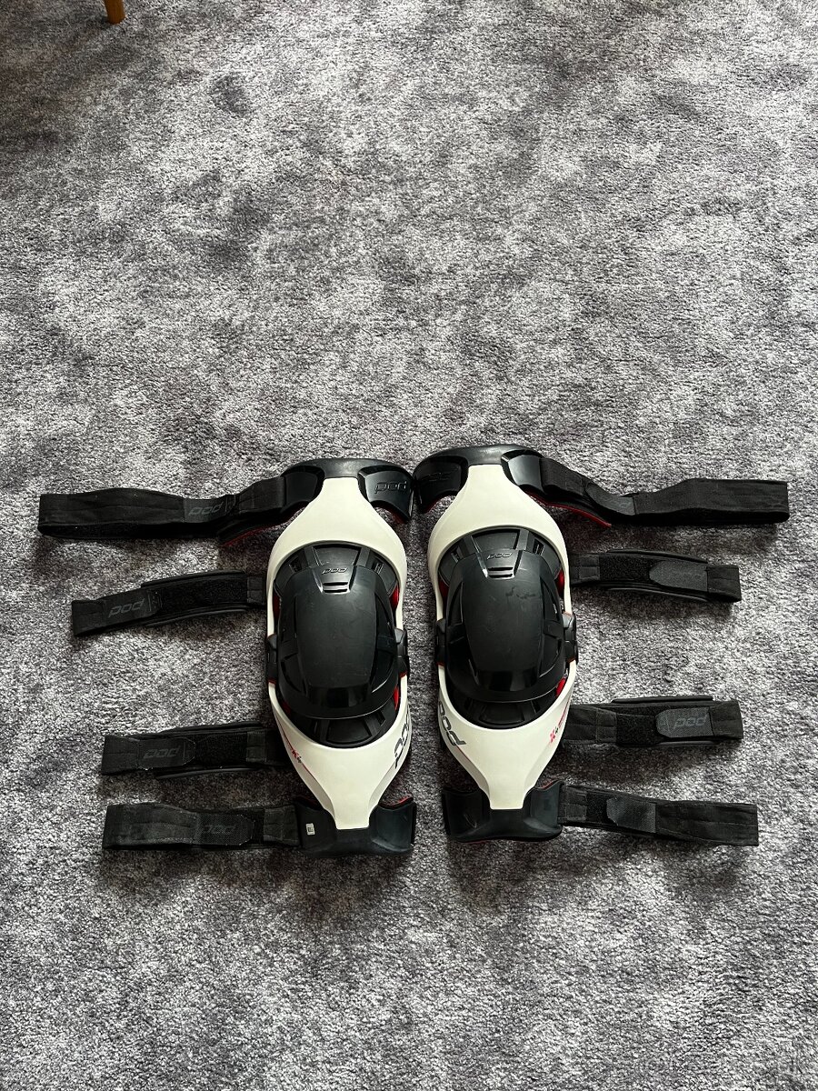 Kolenní ortézy na motorku POD K4