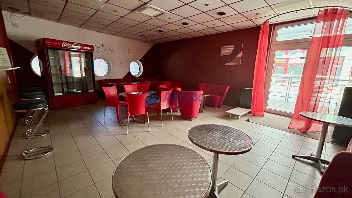 Obchodný priestor 60m2 na tržnici na prenájom