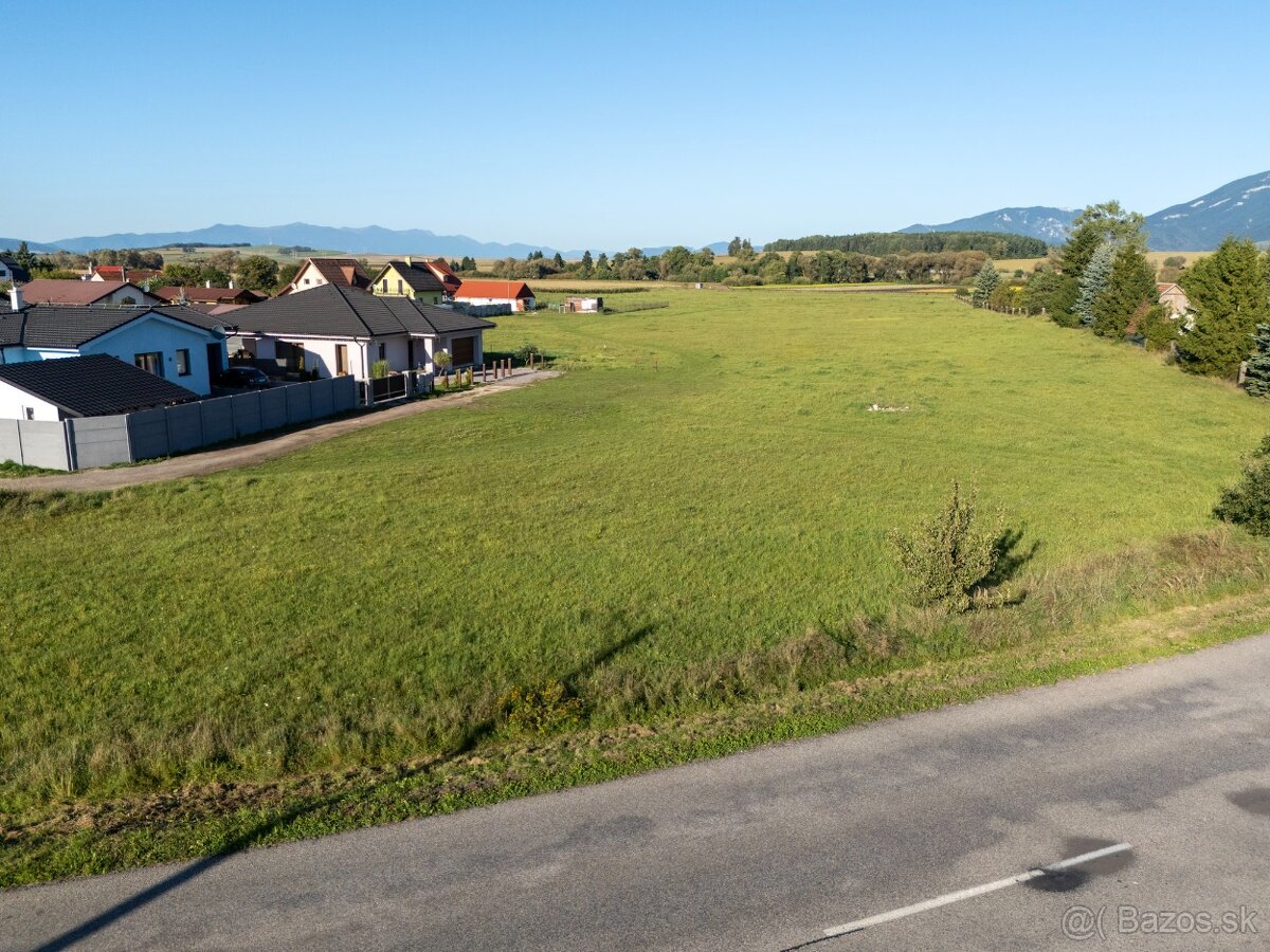 3 pozemky na dom Malý Čepčín, pri Turčianskych Tepliciach