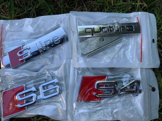 AUDI SROBOVACIE ZNAKY QUATTRO S4 S6