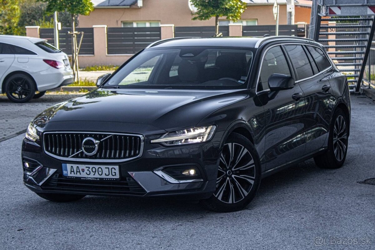 Volvo V60 B4 Inscription 2.0 benzín HEV 145 kW, 2022