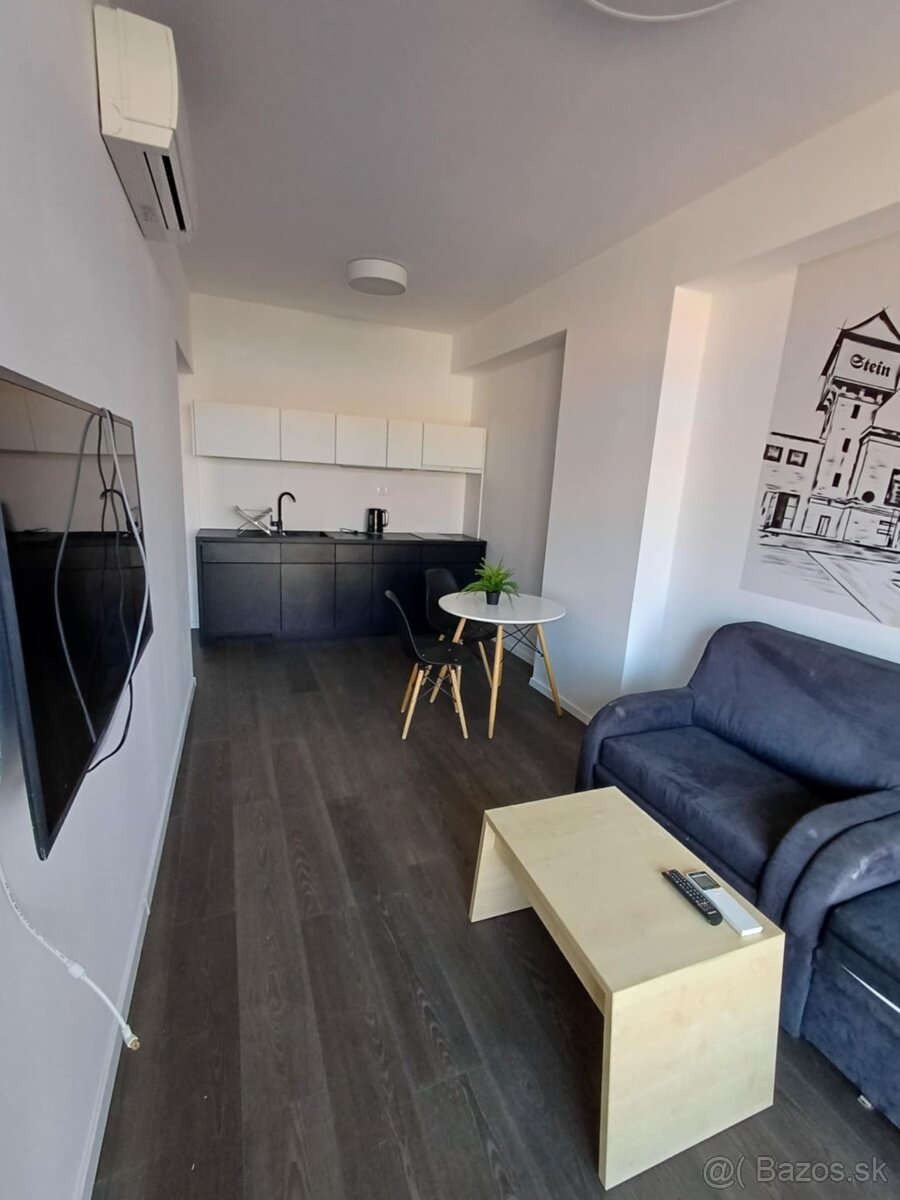 Ponúkam na predaj 2-izb. apartmán s terasou, Žilinská, BA I