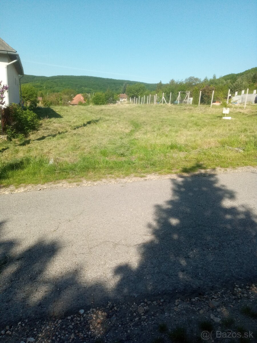 Hollóháza 12á stav. pozemok