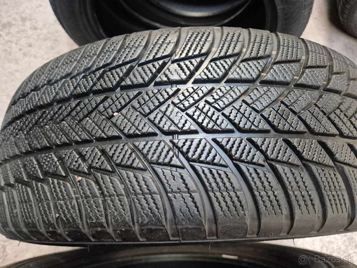 225/60 r17 zimné 4 ks BRIDGESTONE dezén 7,5 - 6,5 mm DOT2020