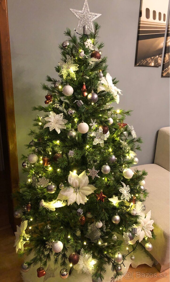 Predam vianocny stromcek