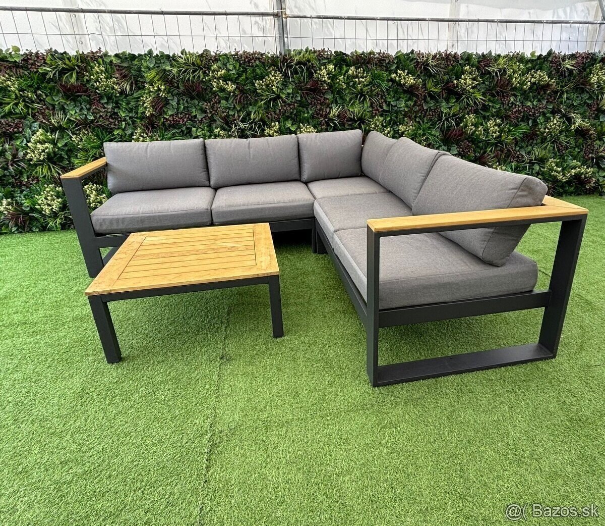 Rohová sedacia súprava 005