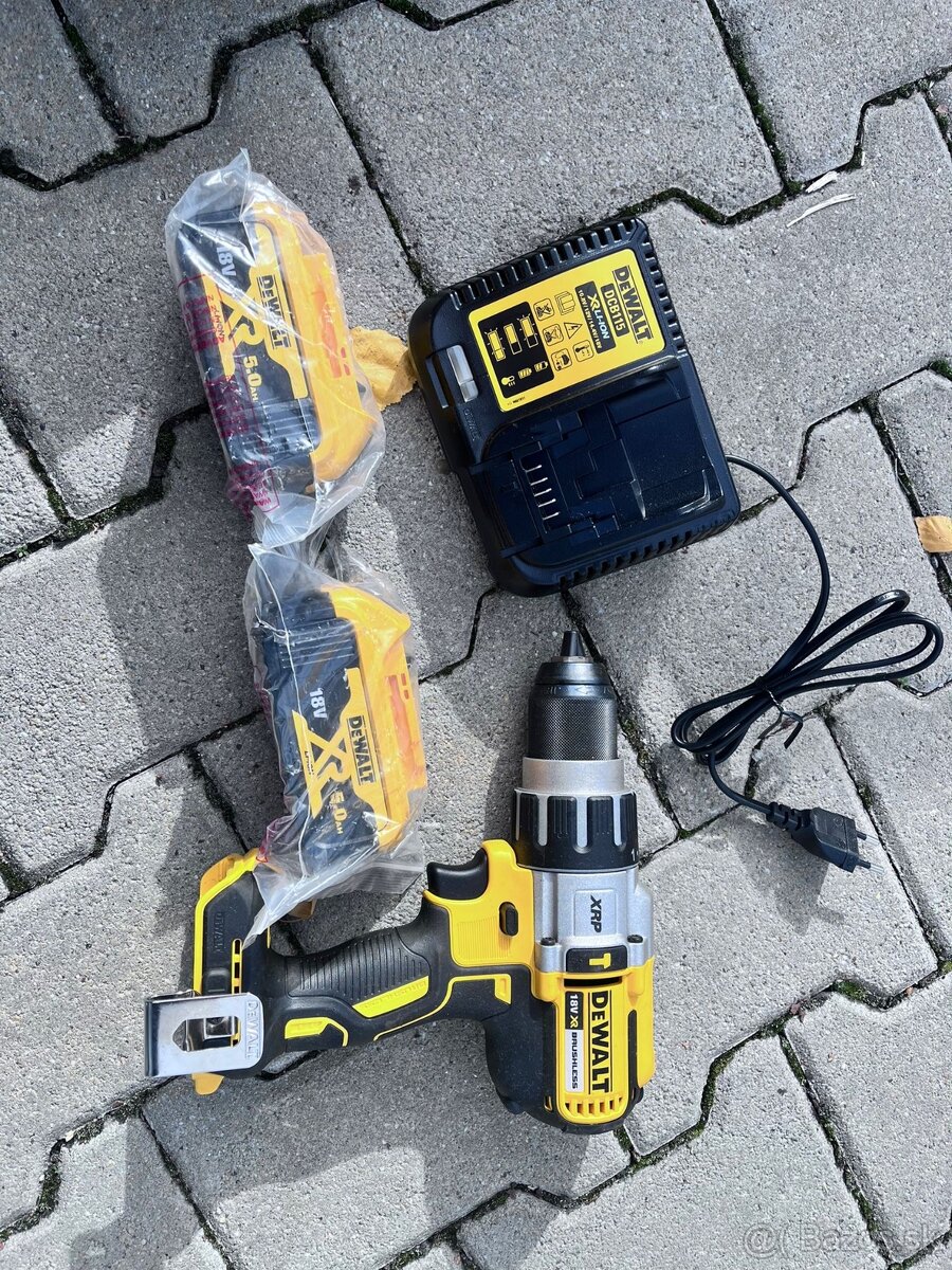 Predám novú Dewalt DCD996P2