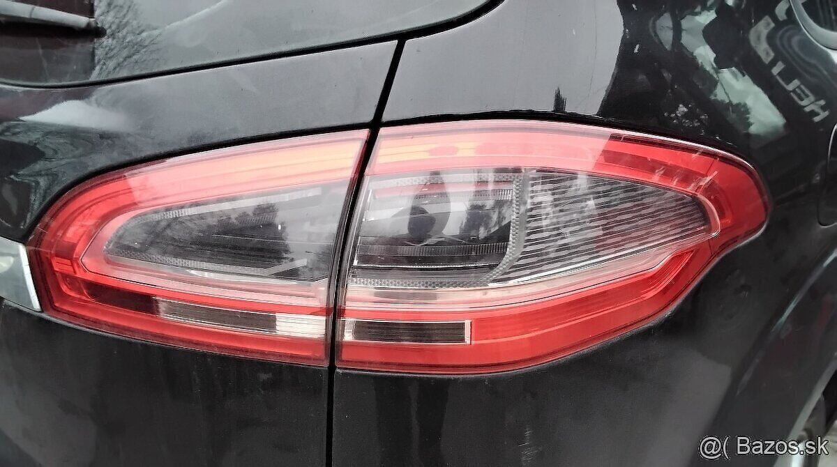 FORD S-MAX 2.0 TDCI 2014 predám MOTOR UFWA, ZADNÉ SVETLO