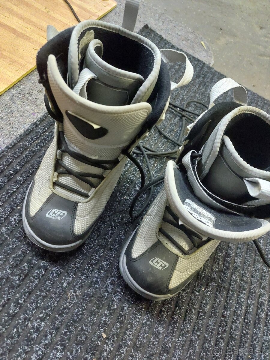 Crazy crack snowboardove boty