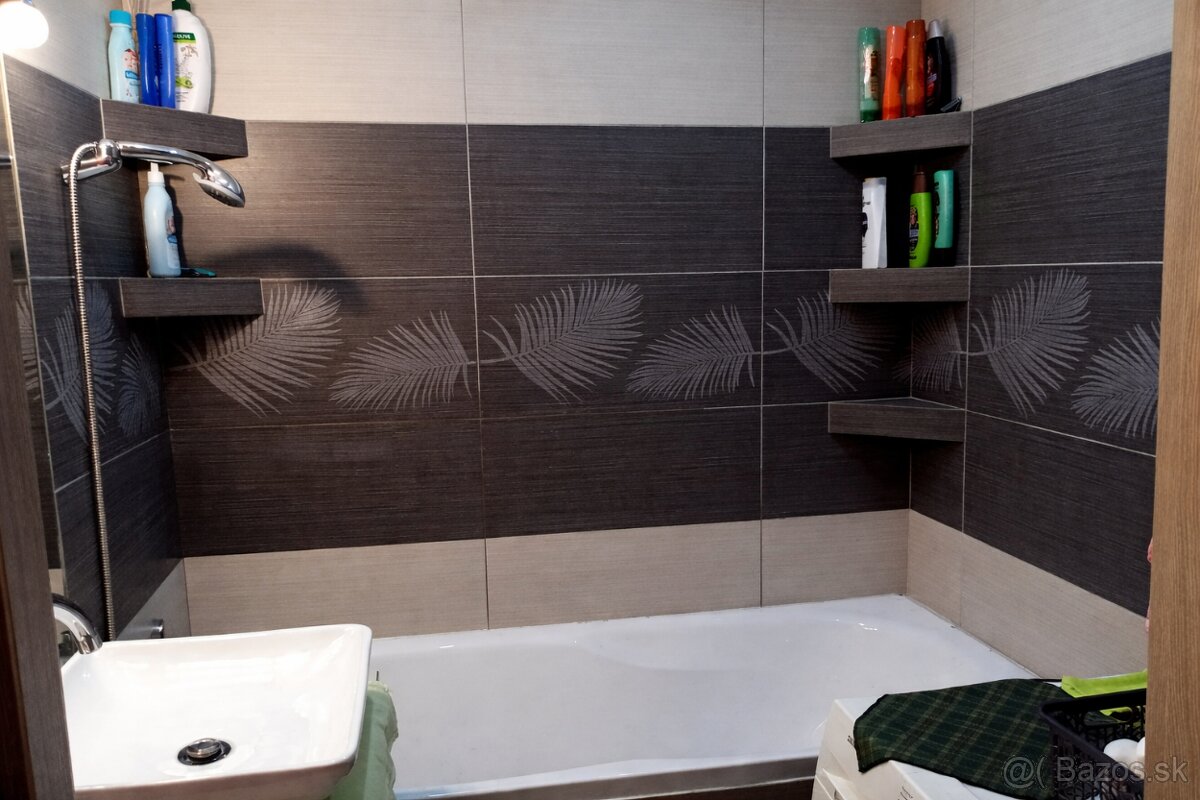 Predám zrekonštruovaný byt Giraltovce