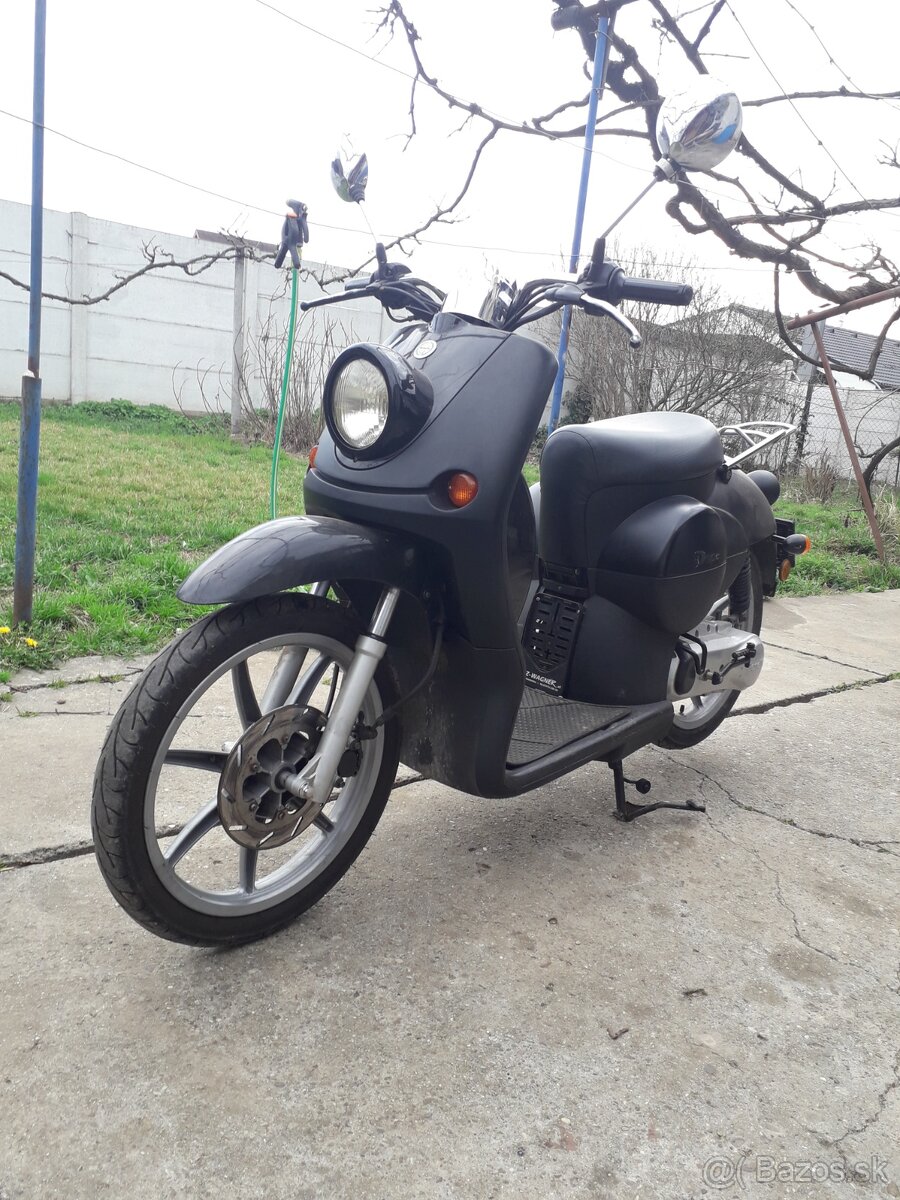 Skuter benelli 50