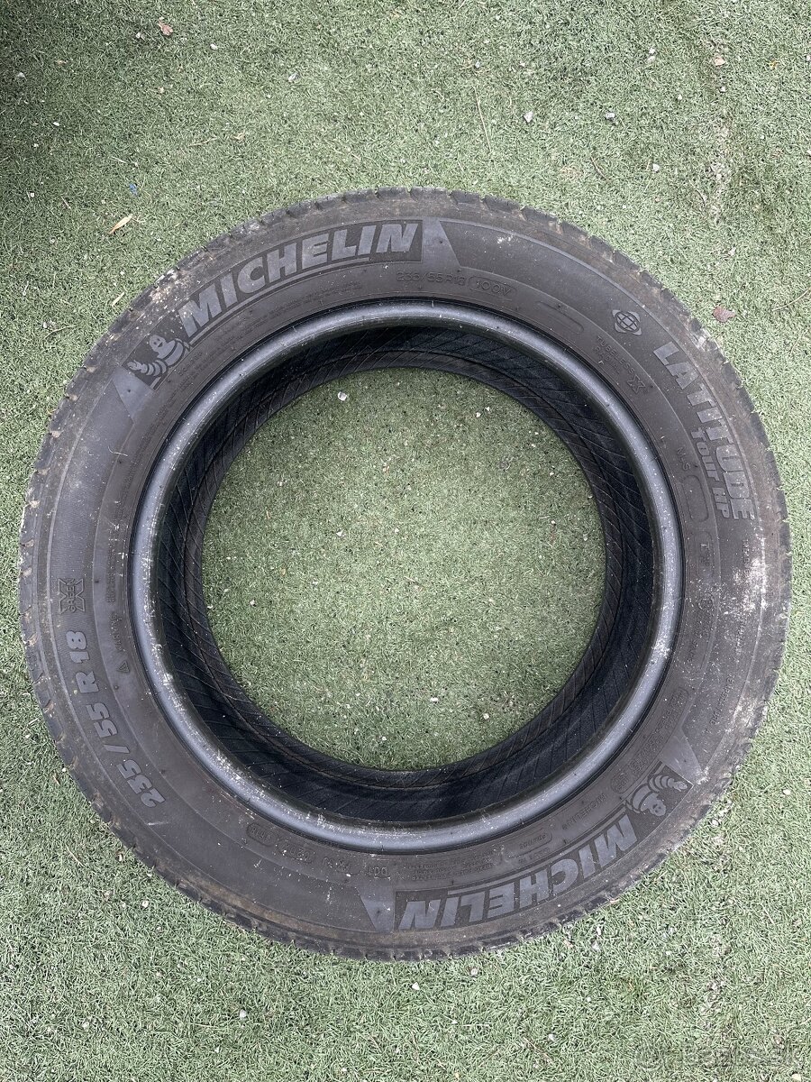 Michelin Latitude Tour HP - 235/55 R18 100V