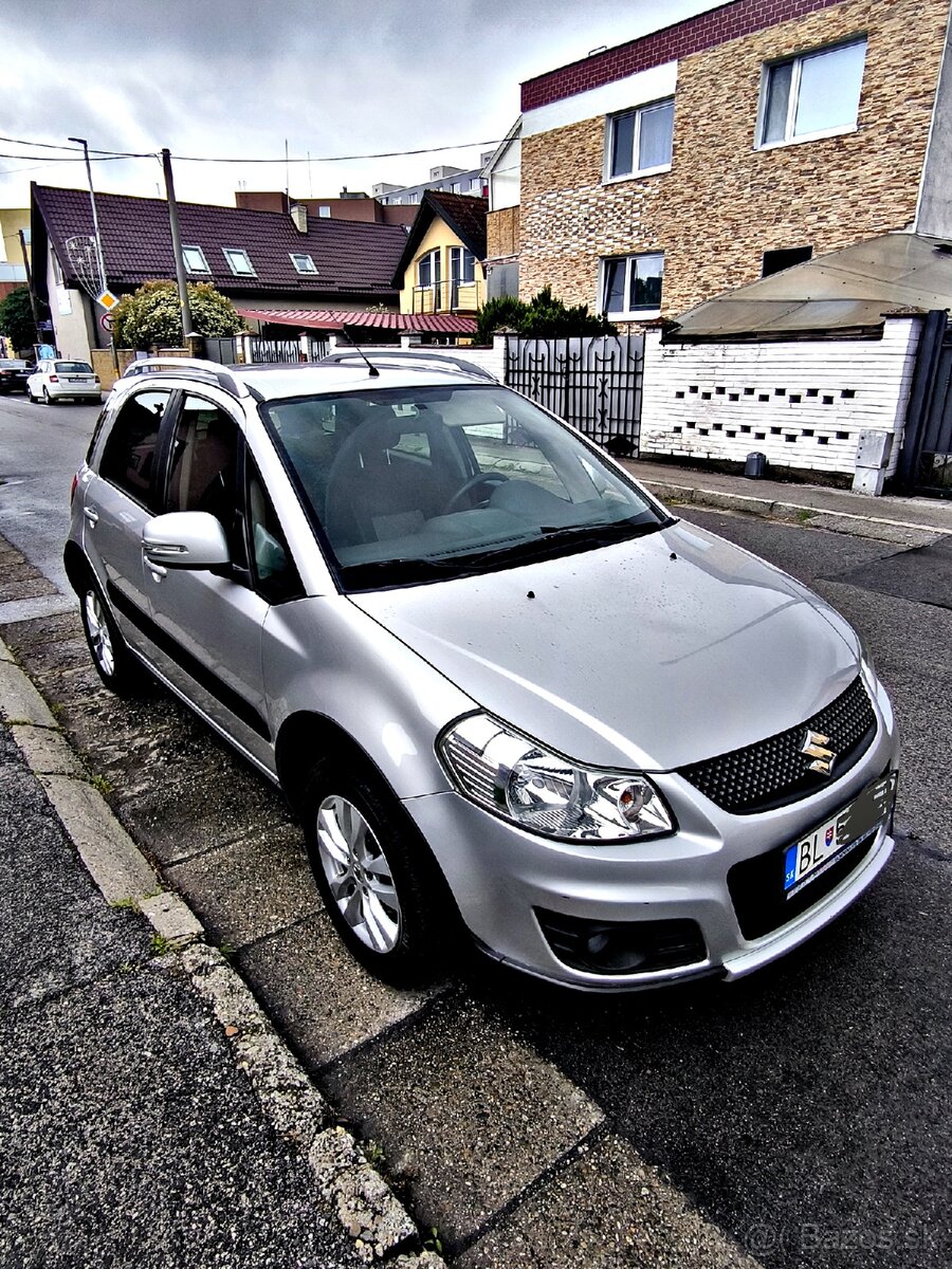 Suzuki SX4