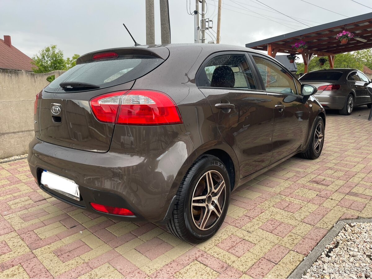 Kia Rio 1.2 CVVT benzín 95.000km