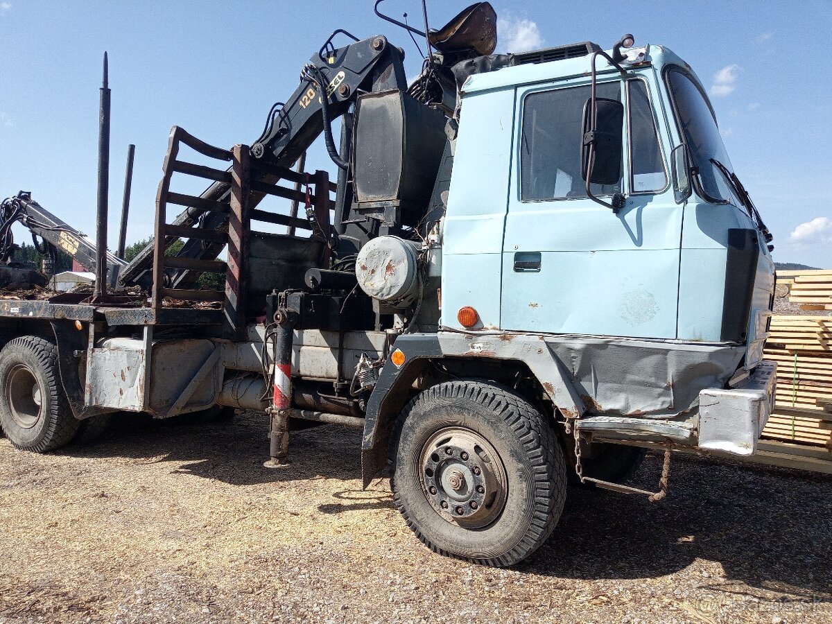 Tatra 815