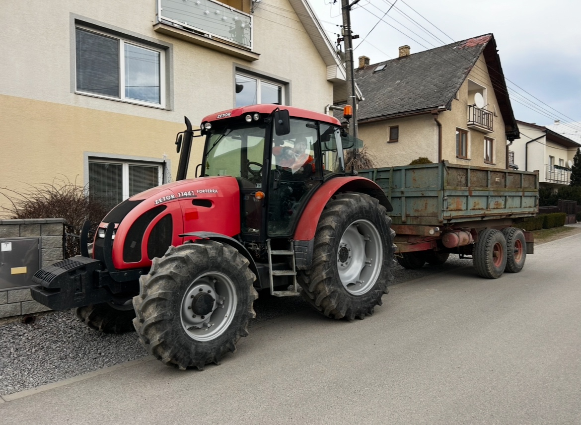 Vlečka tandem sklapač