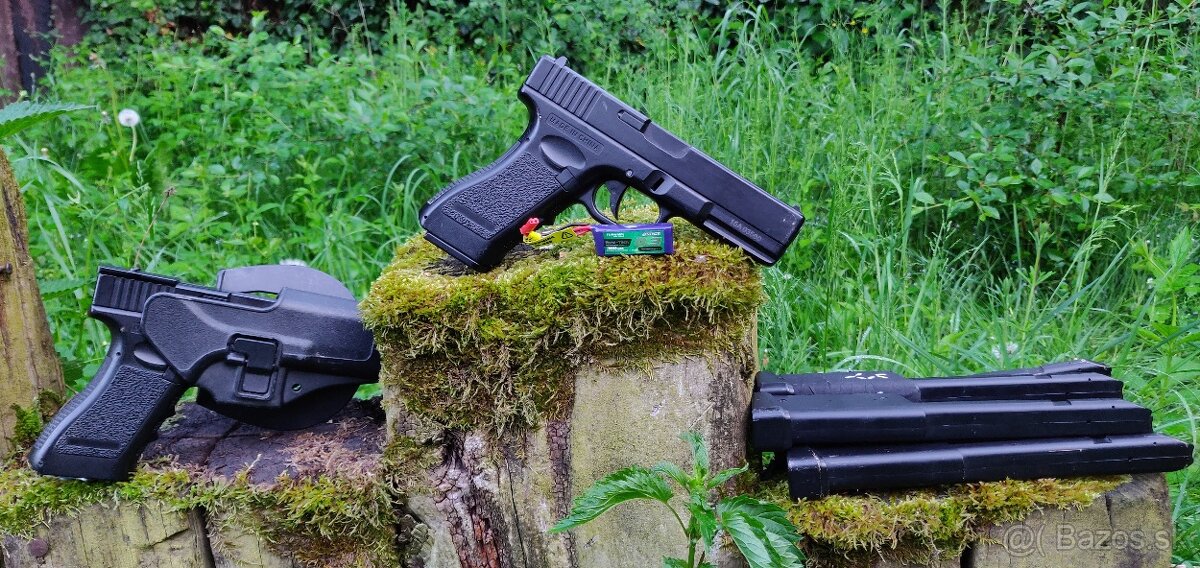 2x AEP Glock 18 + 5 magov + puzdro + 2 batérie