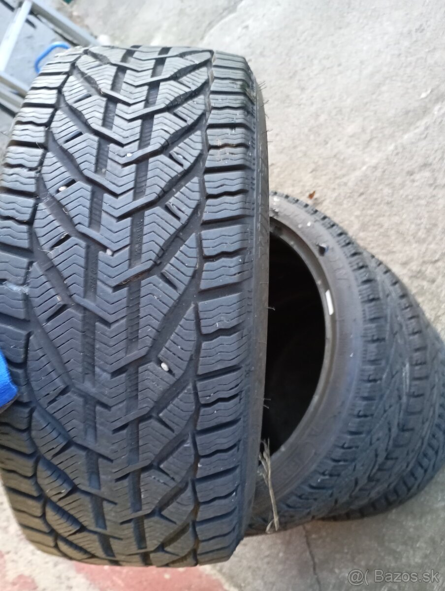 Zimne gumy r18 225/40