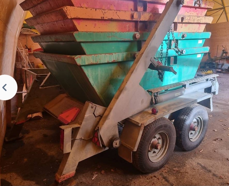 Hakovy nosič kontajnerov