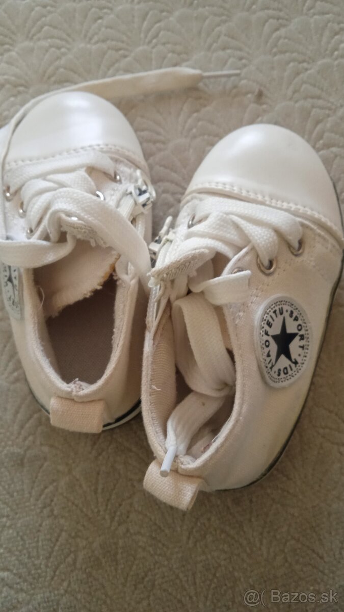 Detské biele tenisky č. 21