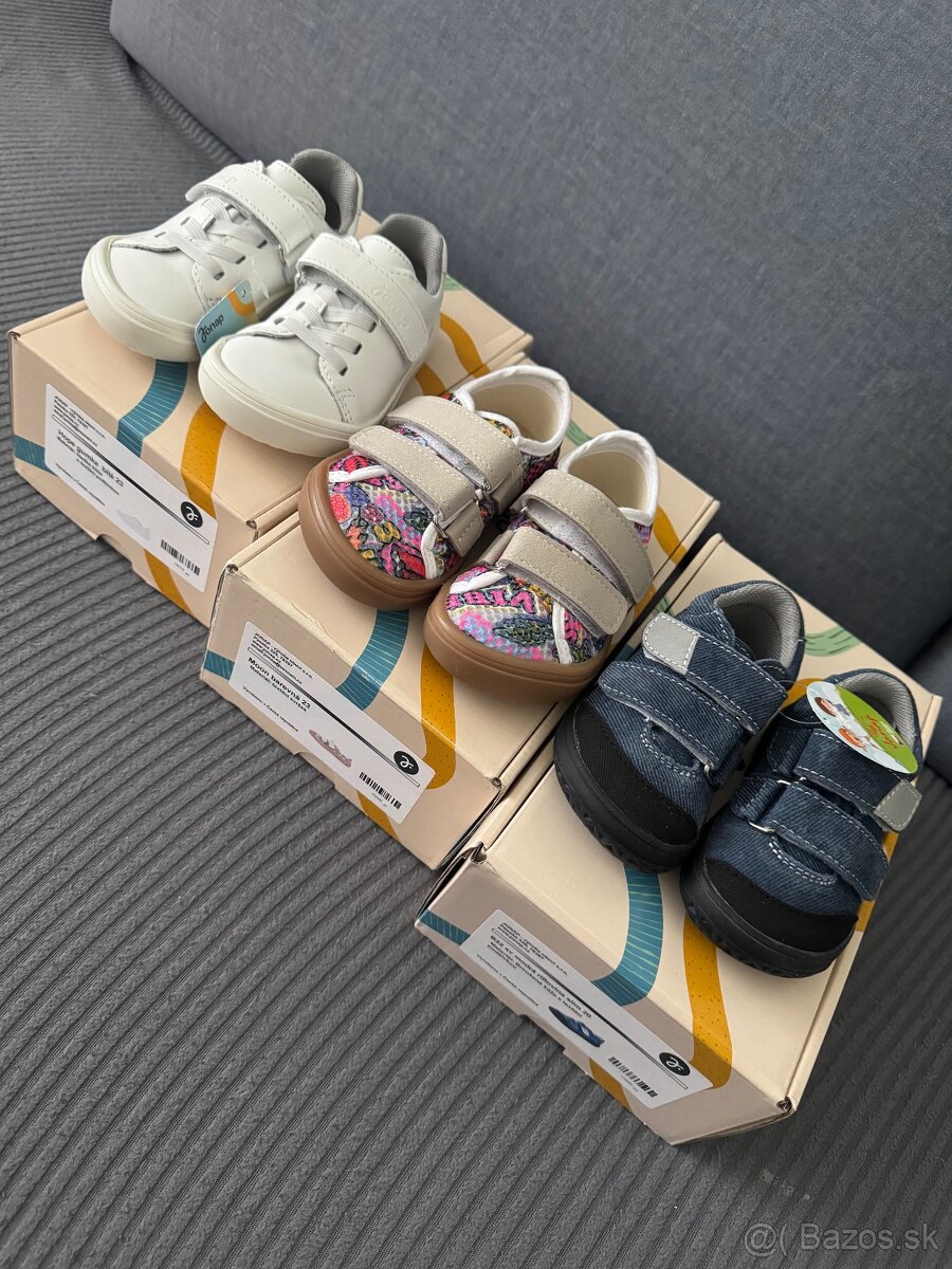 nove jonap hope, moon, slim