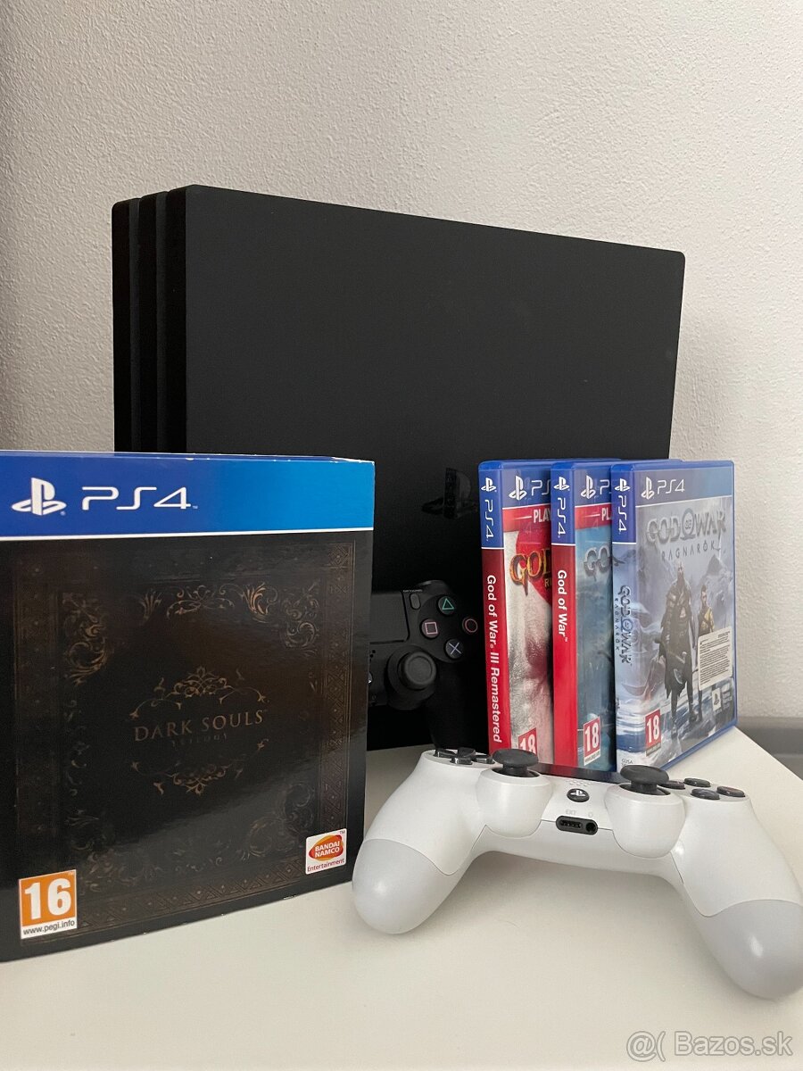 Sony PlayStation 4 (PS4)+ 15 hier + 2 ovládače