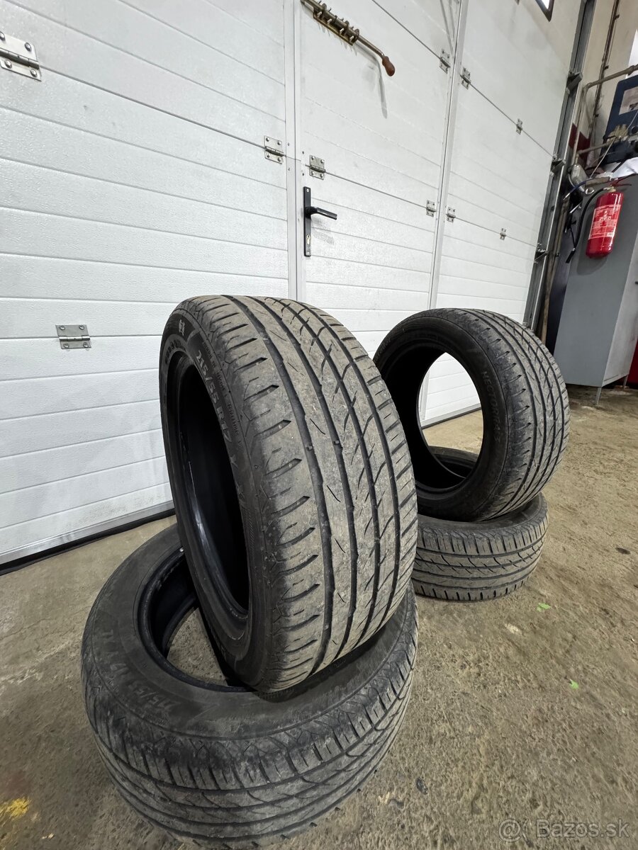 215/55R17