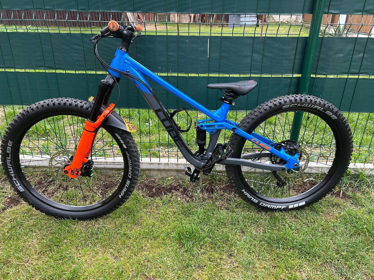 Detský celoodpružený bicykel 24 CUBE STEREO 240 ACTIONTEAM