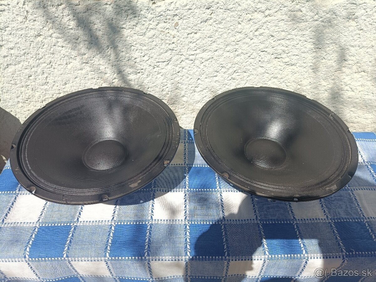 2ks 12" pôvodom z Yamaha S112V