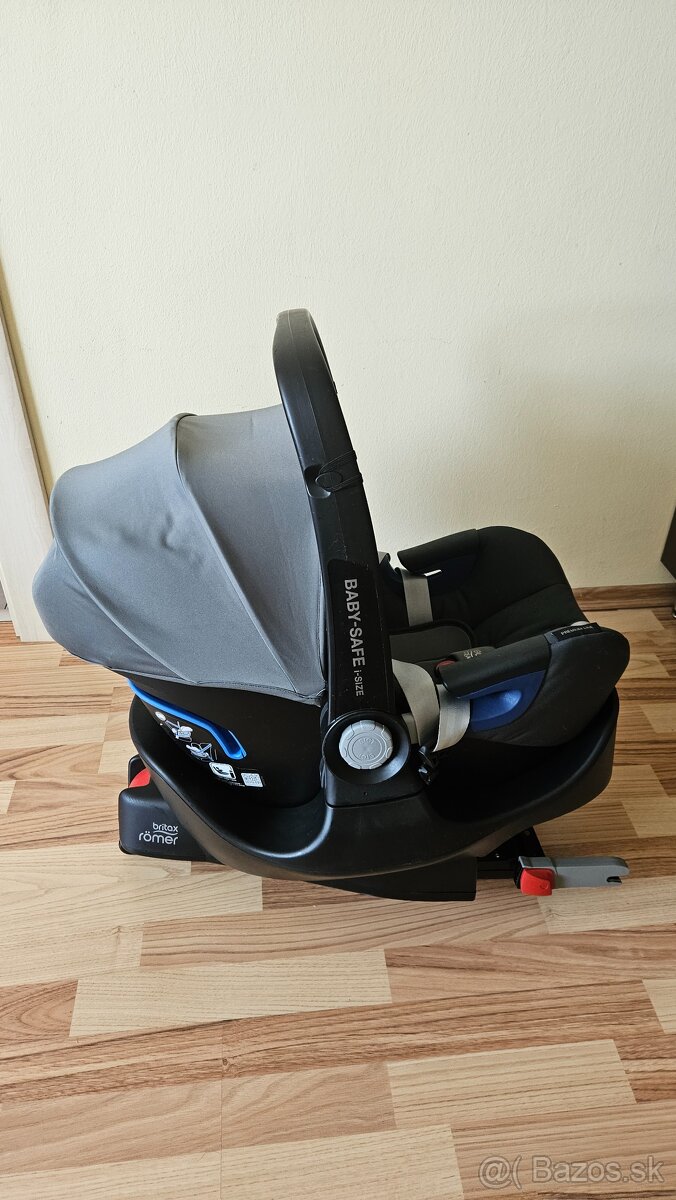 Autosedačka Britax Römer Baby Safe 2 i-size