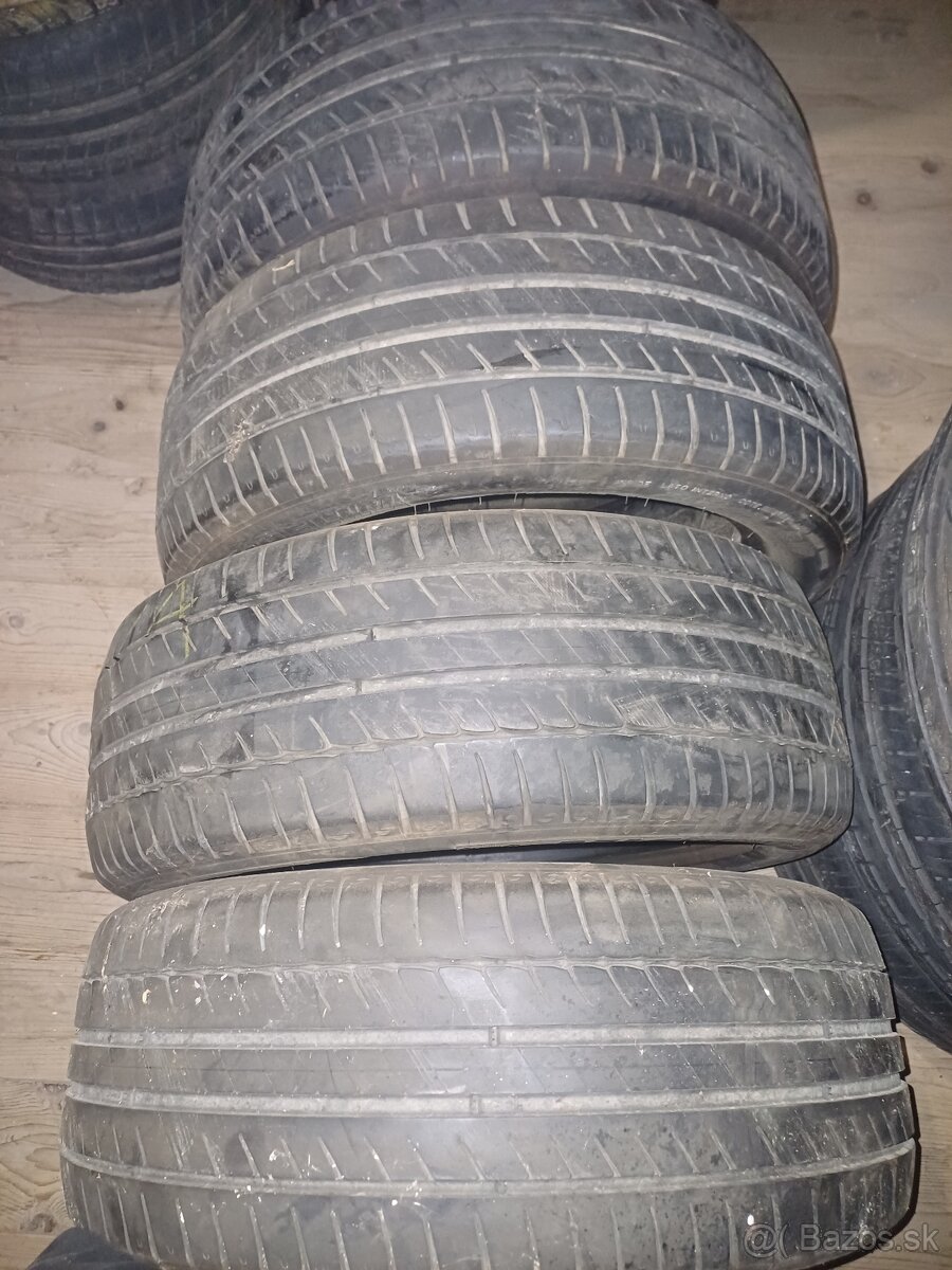 215/50r17