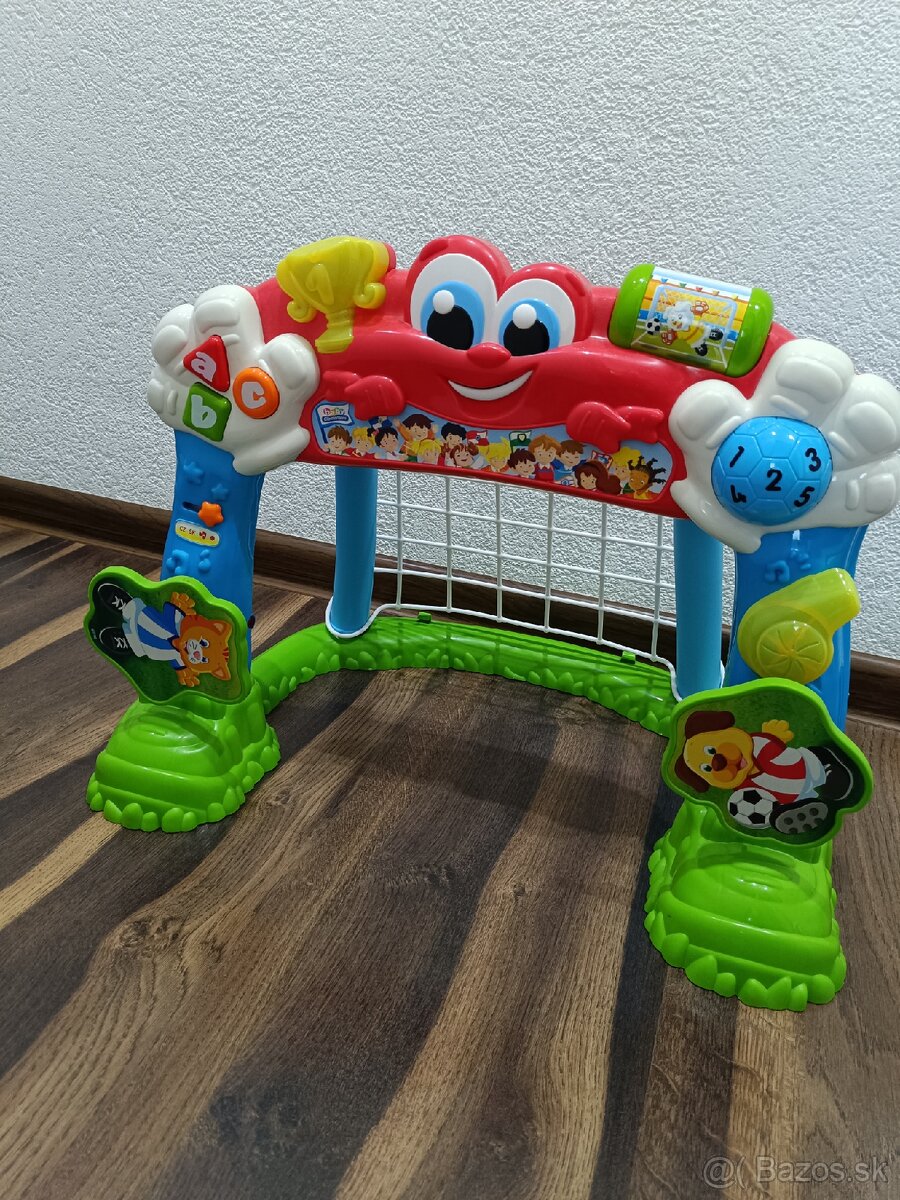 Interaktívna futbalová bránka
